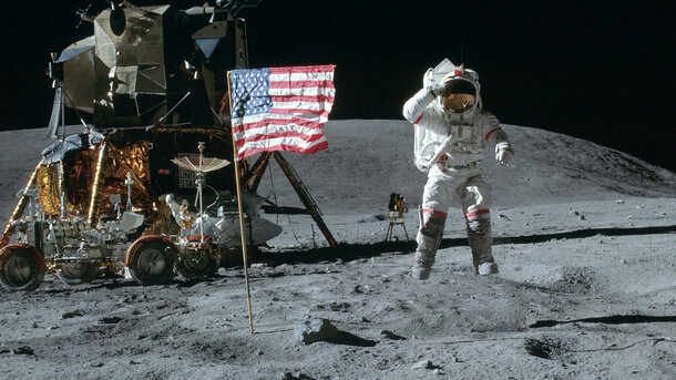 Барри Левинсон снимет мини-сериал о высадке американцев на Луну