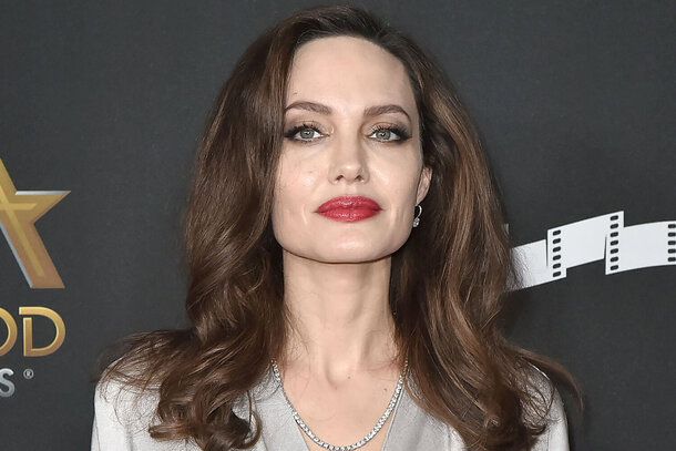 Страшна в гневе: Анджелина Джоли отомстит за смерть детей
