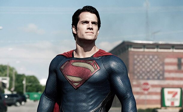 «Плащ по-прежнему в шкафу»: Генри Кавилл все еще считает роль Супермена своей 