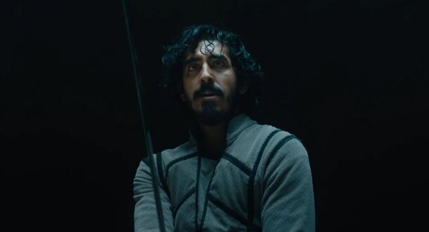 Дев Патель в роли рыцаря Круглого стола в первом тизере «Зеленого рыцаря» 