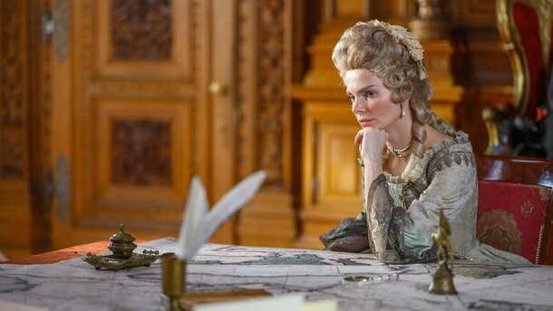 Елизавета Боярская правит Российской империей в трейлере сериала «Великая. Золотой век»