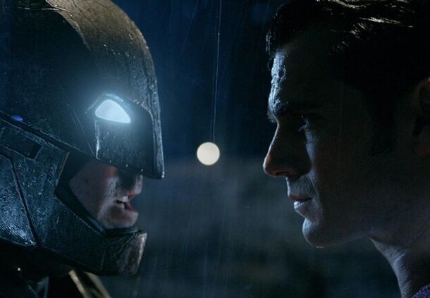 «Бэтмен против Супермена»: все рекорды первых выходных проката
