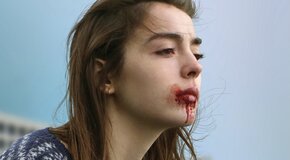 Слабонервным не смотреть: 5 фильмов ужасов, которые не выдержали зрители 