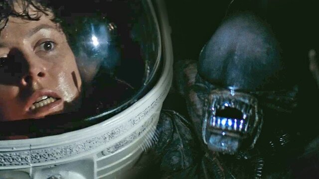 «Титаник» + «Чужой» = забытый шедевр Sci-Fi от режиссера «Мумии»: включал просто для фона, в итоге ставлю 9/10 
