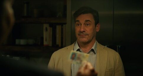 Режиссер фильма «Сознавайтесь, Флетч» работает над сценарием сиквела Режиссер фильма «Сознавайтесь, Флетч» работает над сценарием сиквела