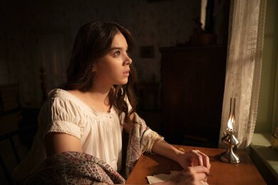 Биографический сериал «Дикинсон» с Хейли Стайнфелд завершится третьим сезоном — доступен новый тизер