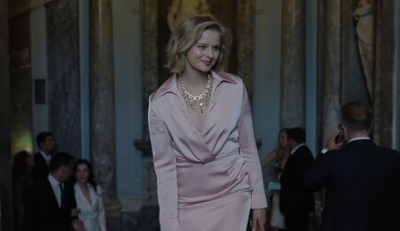 Саша Бортич и ее загадочный напарник: вышел новый тизер сериала «Блеск» Саша Бортич и ее загадочный напарник: вышел новый тизер сериала «Блеск»