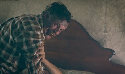 Злой дух терроризирует трех братьев в трейлере хоррора «Одержимые: Наследие дьявола»