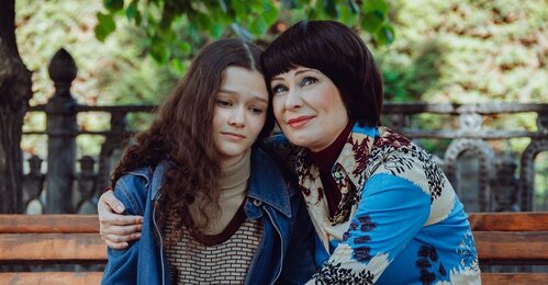 Подошли к концу съемки фильма «Про мою маму и про меня» с Нонной Гришаевой и Александром Олешко Подошли к концу съемки фильма «Про мою маму и про меня» с Нонной Гришаевой и Александром Олешко