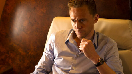 Не надо ждать финала: 3 свежих сериала с рейтингом IMDb 8+, которые уже вышли целиком