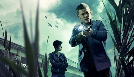 Кто сыграл ведущие роли в сериале «Зверобой»?