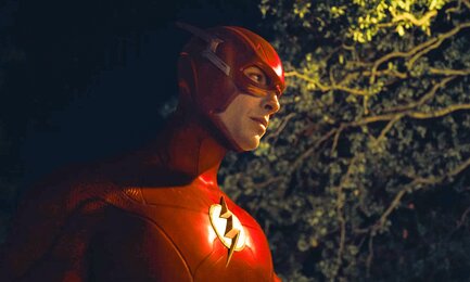 Режиссер «Флэша» ответил на претензии к компьютерной графике в фильме Режиссер «Флэша» ответил на претензии к компьютерной графике в фильме