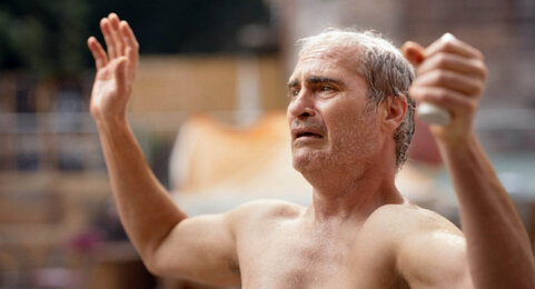 Было так жёстко, что Хоакину Фениксу пришлось извиняться: в России этот фильм почти никто не смотрел (всё испортил перевод названия)