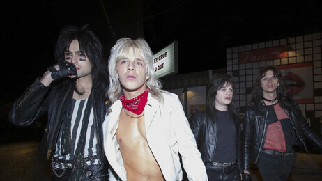 Netflix представил трейлер фильма «Грязь» о группе Mötley Crüe Netflix представил трейлер фильма «Грязь» о группе Mötley Crüe
