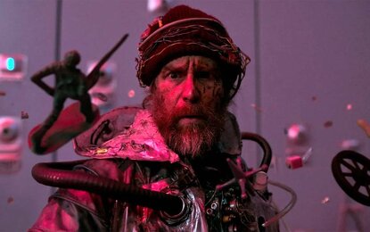 Сэм Рокуэлл призывает спасти будущее в трейлере фантастического фильма «Удачи, веселитесь, не умрите»