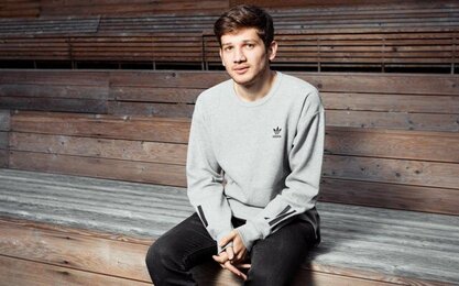 Режиссер «Тесноты» Кантемир Балагов представит фильм в Петербурге 