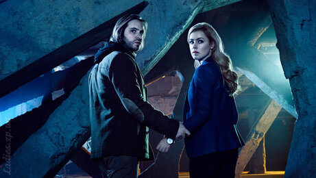 Сериал «12 обезьян» продлили на 3 сезон