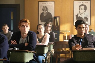 По следам будущих выпускников: 10 сериалов про жизнь в школе