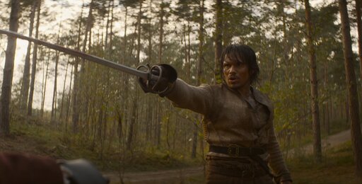 Студия Pathé представила трейлер новой экранизации «Трех мушкетеров» со звездным кастом Студия Pathé представила трейлер новой экранизации «Трех мушкетеров» со звездным кастом