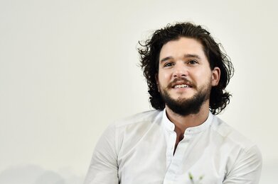Кит Харингтон мог стать королем Артуром в неснятом фильме Дэвида Добкина Кит Харингтон мог стать королем Артуром в неснятом фильме Дэвида Добкина