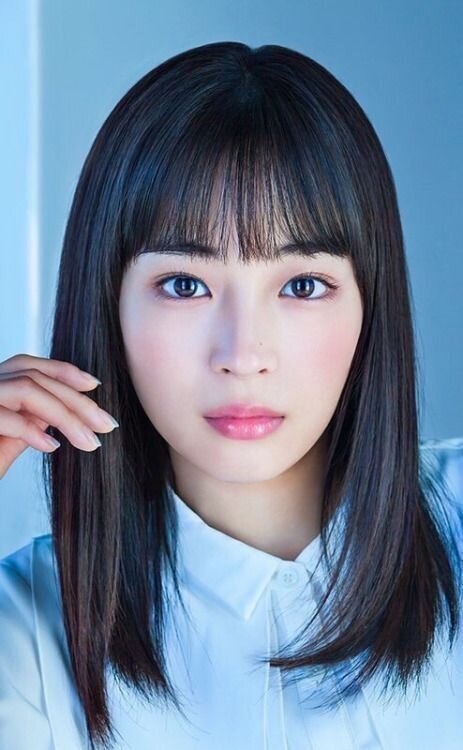 Suzu Hirose - filmography