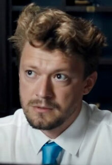 Александр Ефремов