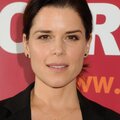 Neve Campbell