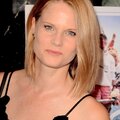 Joelle Carter