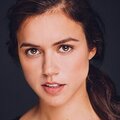 Nina Kiri