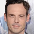 Scoot McNairy
