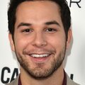 Skylar Astin