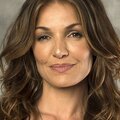 Nadia Farès