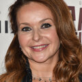 Julia Sawalha