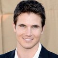 Robbie Amell