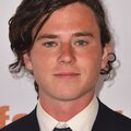 Charlie McDermott