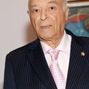 Владимир Этуш
