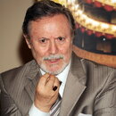 Юрий Соломин
