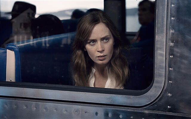 «Девушка в поезде»: Рецензия Киноафиши