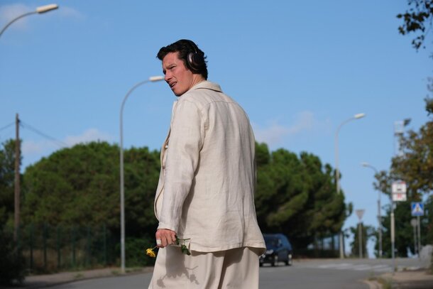 «Подрезка кустов роз»: Рецензия Киноафиши «Подрезка кустов роз»: Рецензия Киноафиши