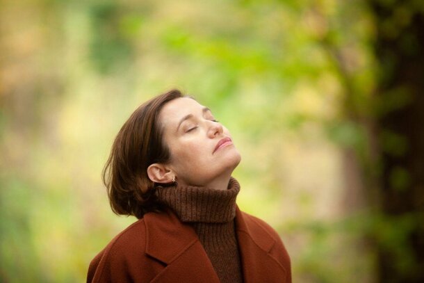 The enchanting world of fragrances in a French comedy. 