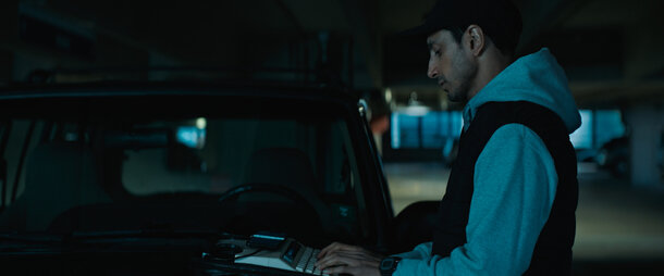 Обладатель &laquo;Оскара&raquo; Риз Ахмед и &laquo;Золушка&raquo; Лили Джеймс в триллере о цене информации. 