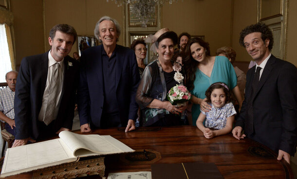 Смешно и колко, и всё до слёз