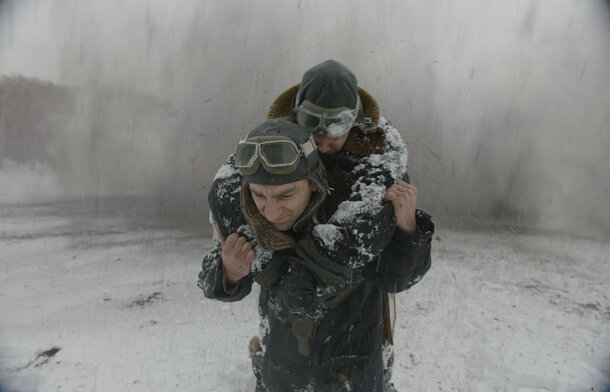 Выживание в тылу врага, основанное на реальной истории. Выживание в тылу врага, основанное на реальной истории.