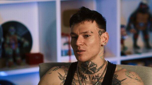 Любимка не картошка, не выбросишь в окошко. 