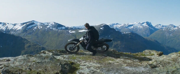 Том Круз против высоких технологий. Том Круз против высоких технологий.