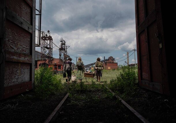 Тишина здесь только снится. 