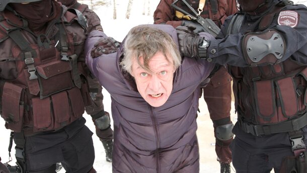 Кто там шагает влево? – В прорубь! В прорубь!! В прорубь!!! 