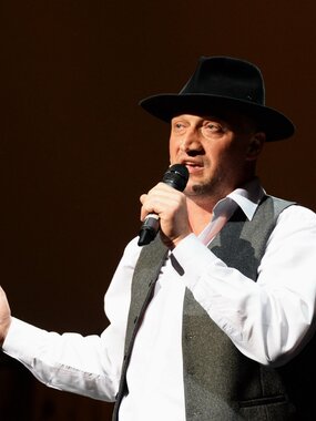 Известные драматические спектакли с киноактёрами в главных ролях
