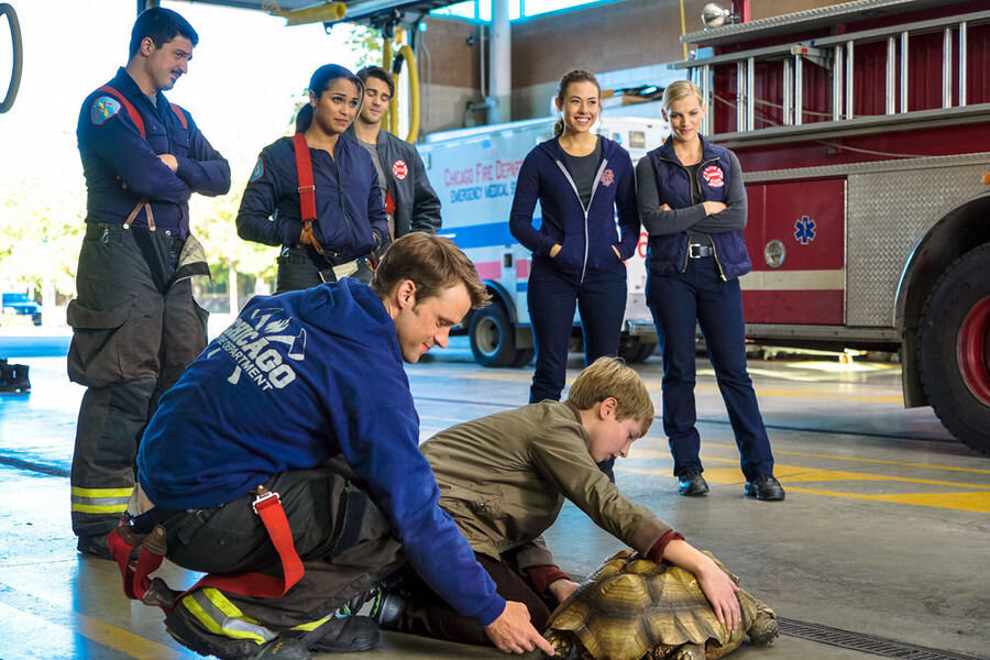 Chicago Fire 4 сезон 8 серия смотреть онлайн.