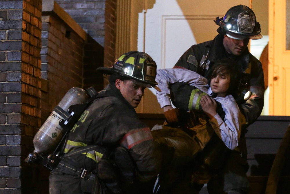 Chicago Fire 2 сезон 22 серия смотреть онлайн.
